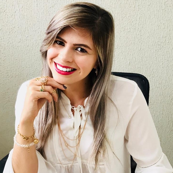 Dra. Meire Saraiva.fw
